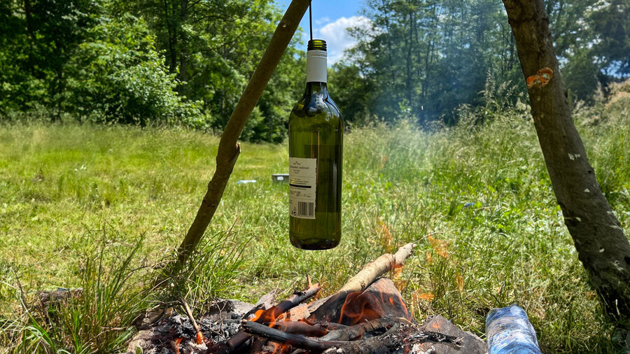 Filtrare de urgență - sticlă deasupra focului