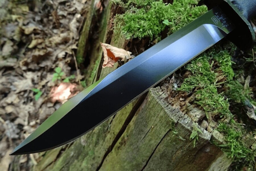 Cuțit Glock FM78. Sursa: Rigad. Sursa imaginii de introducere: https://www.pexels.com/cs-cz/foto/silueta-bezpecnost-nebezpeci-zbran-7075303/