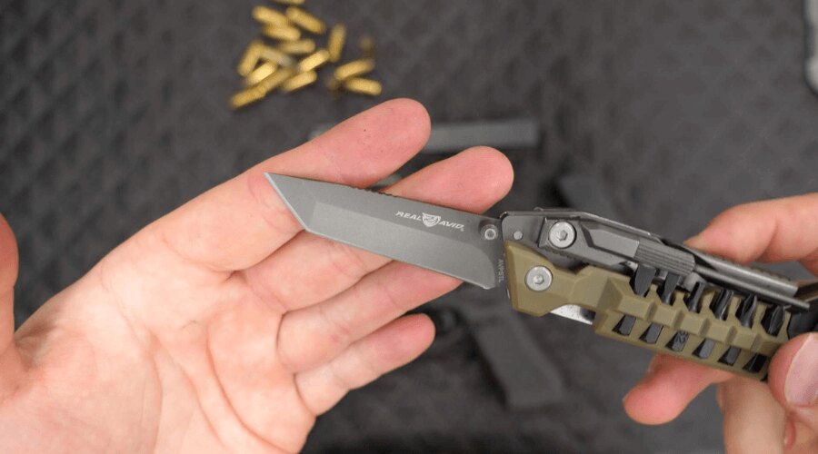 Multitool pentru reglarea pistolului Real Avid