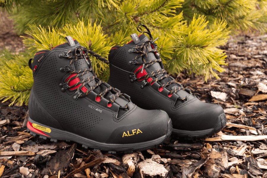 Încălțăminte de drumeție Holt A/P/S/ Gore-Tex Alfa®. Sursa: Rigad