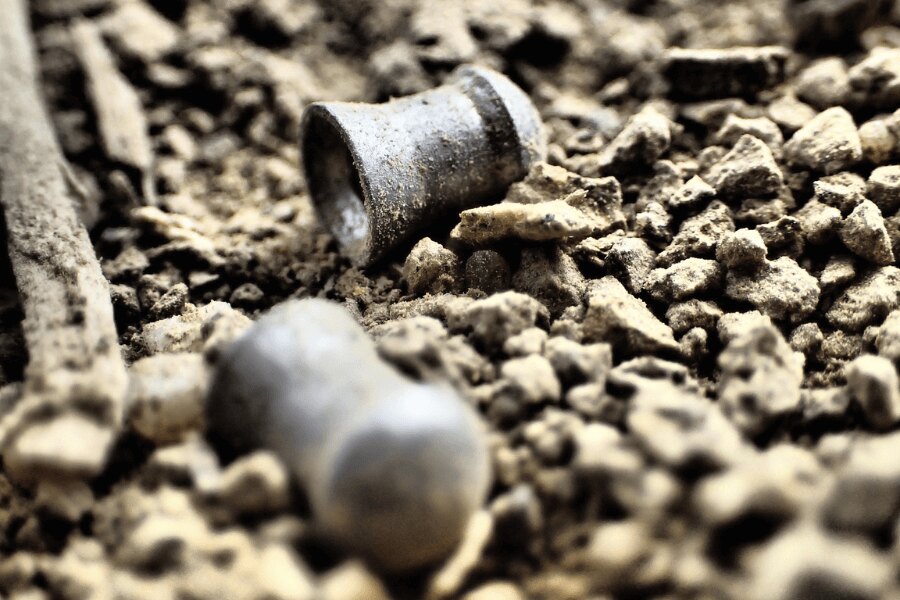 Diabole pentru pușcă cu aer comprimat. Sursa: https://pixabay.com/cs/photos/%C4%8F%C3%A1bel-diabols-airgun-zbra%C5%88-air-4919429/