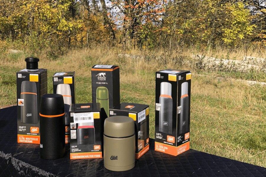 Termose ESBIT®, modele diferite. Sursă: Rigad