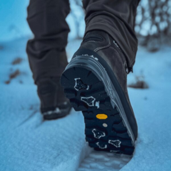 Talpă Vibram pe zăpadă. Sursă: Rigad