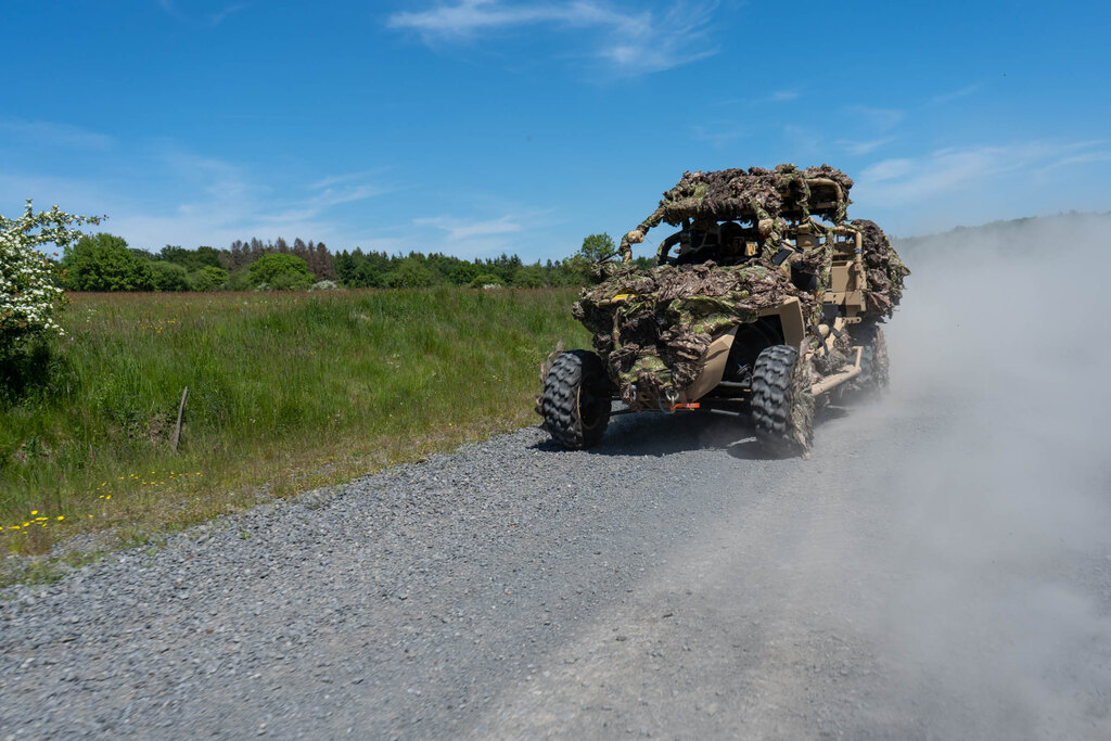Camuflaj mobil multispectral reversibil Polaris MRZR Ghosthood®