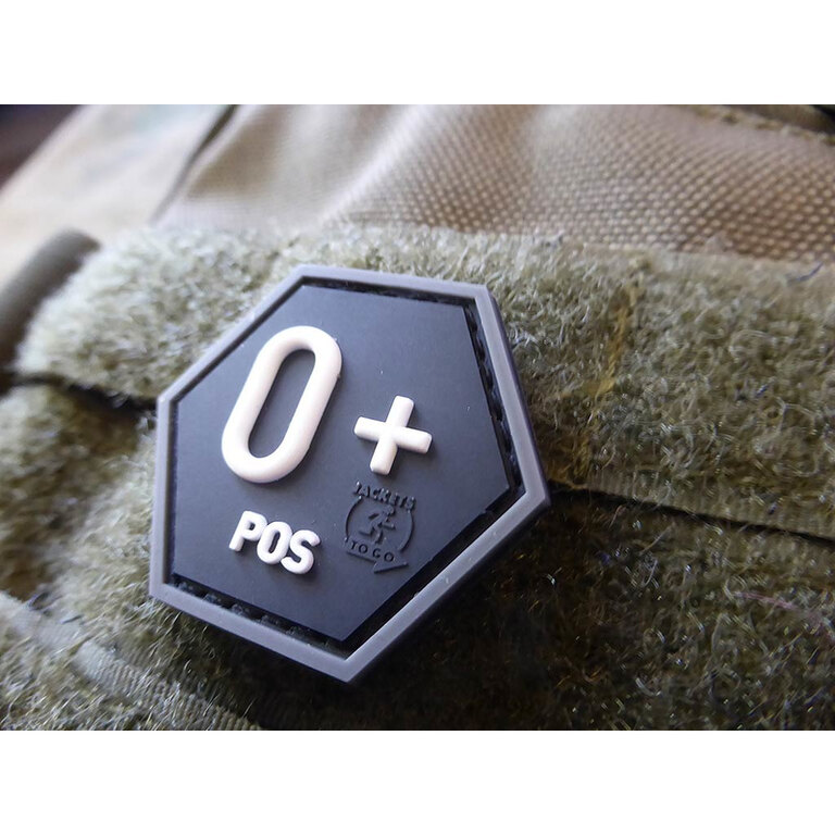 Insignă JTG® grupa sanguină 0 pozitiv / hexagon