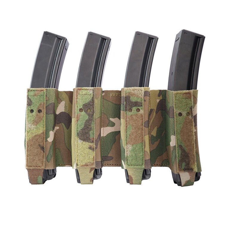 Introduceți în 4 încărcătoare SMG Combat Systems®