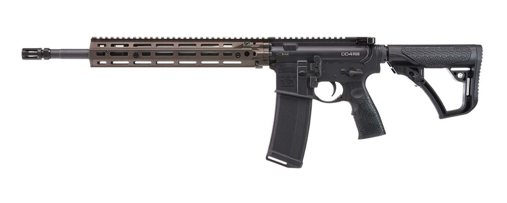 Pușcă semiautomată DD4 RIII 16" / calibru .223 Rem. Daniel Defense®