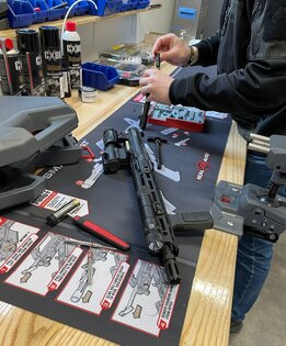 Serviciu armament AR 15