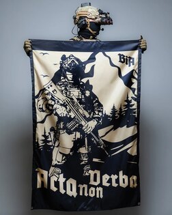 Steagul Acta Non Verba Brothers In Arms®