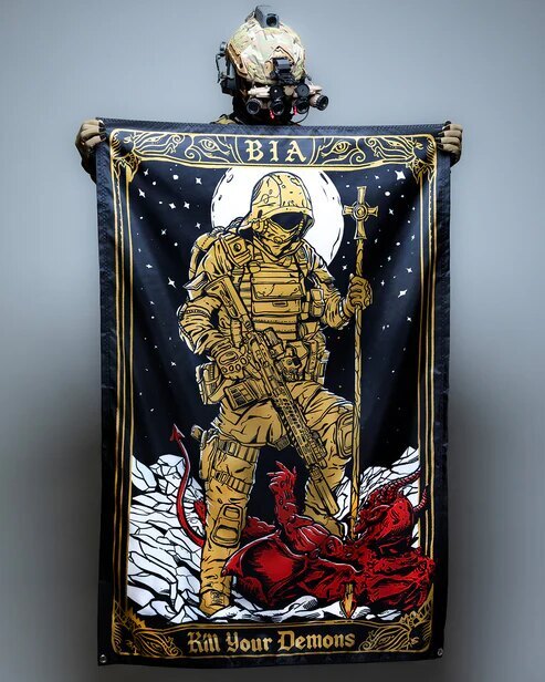 Steagul Fraților Demonilor în Arme®